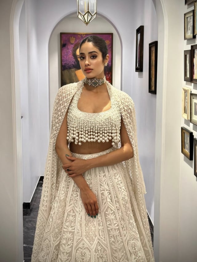 Janhvi To Ananya: 5 Gen Z Celeb-Inspired Pastel Lehenga Blouses For Wedding Season